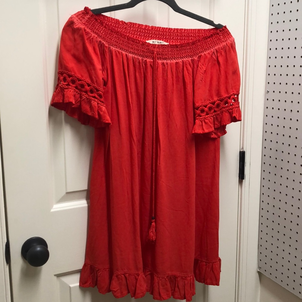 Off shoulder red dress